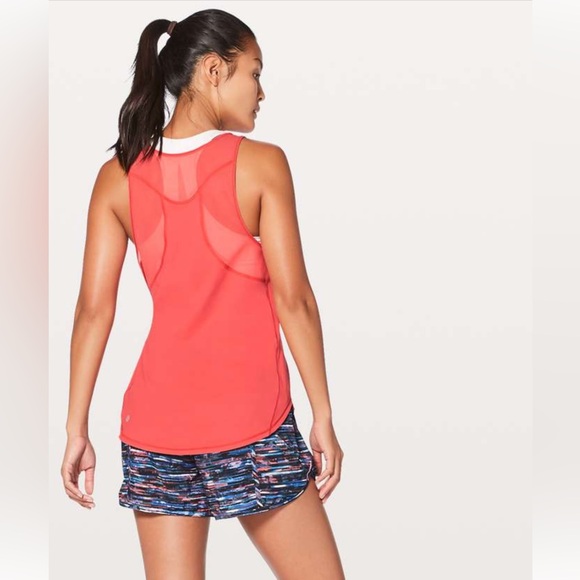 Lululemon Sculpt Tank II
Vermillion size 12 - Picture 2 of 9